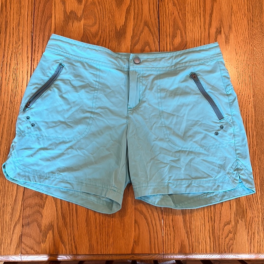 Title nine Rogue Shorts size 2